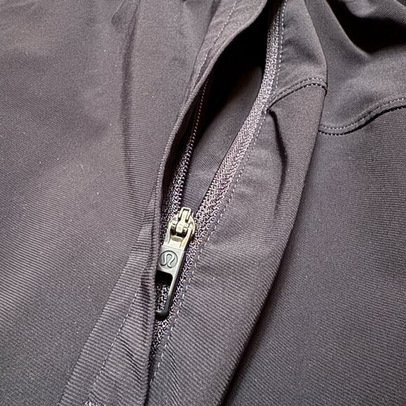 lululemon joggers - Picture 3 of 14